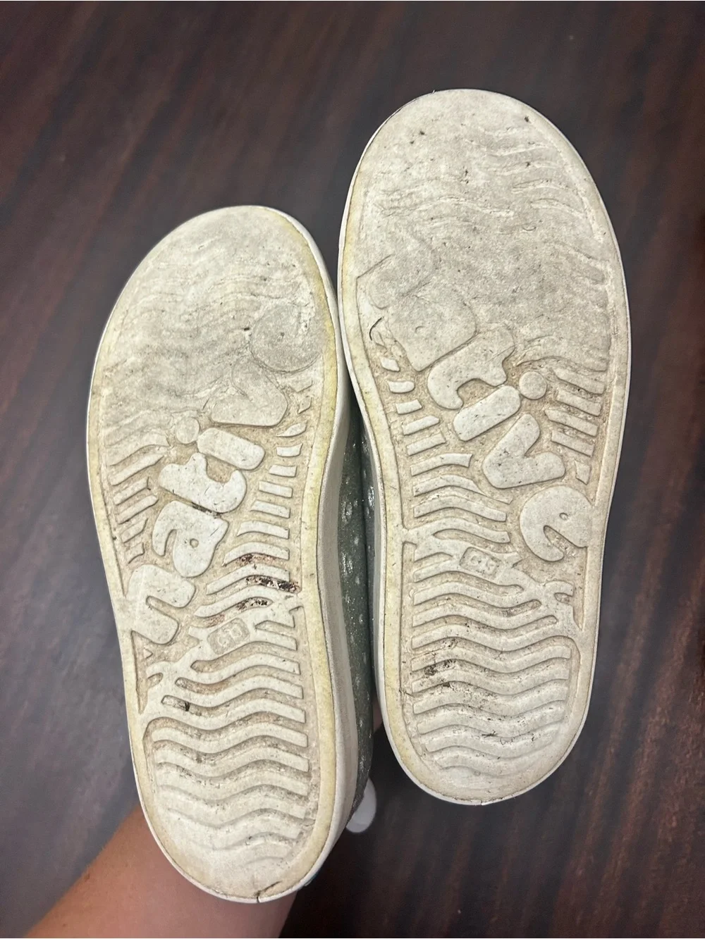 Native Kids Silver Glitter Slip-On Sneakers